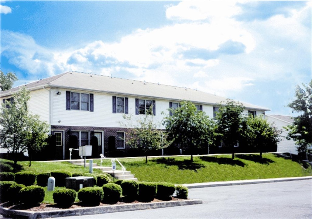 Sussex Court Apartments in Harrisburg, PA - Foto de edificio