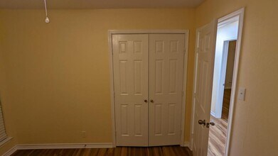 7251 Rimwood St in Live Oak, TX - Building Photo - Building Photo