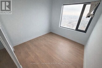 2920 Hwy 7 in Vaughan, ON - Building Photo - Building Photo