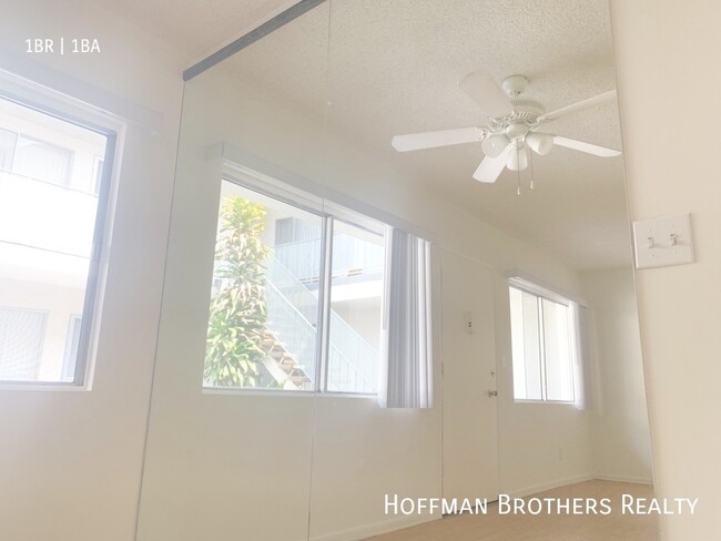 2313 S Bentley Ave in Los Angeles, CA - Building Photo - Building Photo