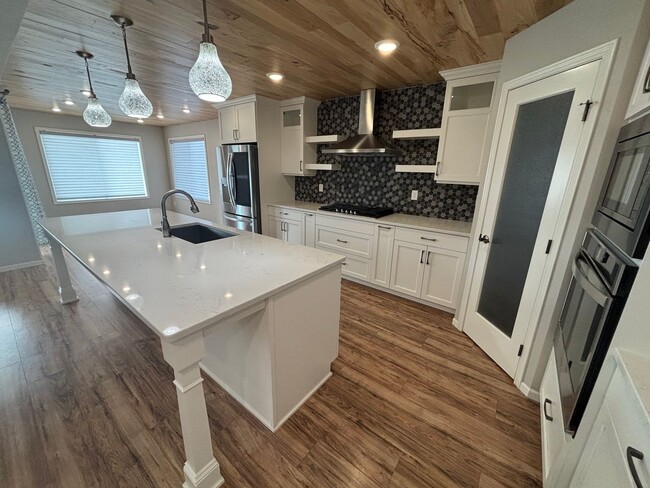 3665 Valley View Dr S in Fargo, ND - Building Photo - Building Photo