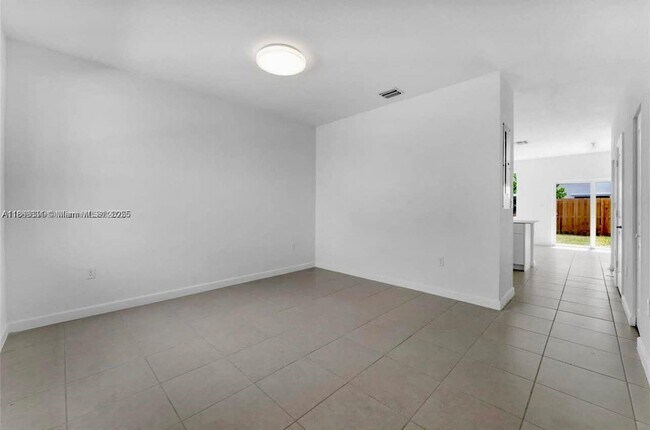 35702 SW 178th Ct in Homestead, FL - Building Photo - Building Photo