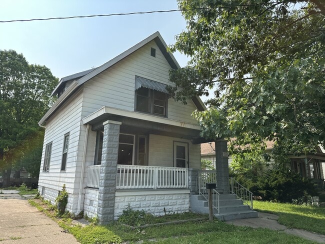 property at 2203 N Atlantic Ave