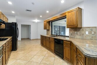 21920 Holly Tree Way in Boca Raton, FL - Building Photo - Building Photo