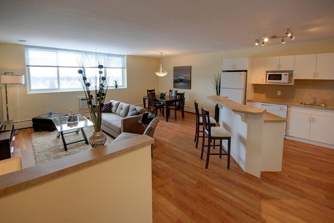 555 Lanark St in Winnipeg, MB - Building Photo - Building Photo