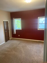 69 E Cottonwood St in Cottonwood, MN - Building Photo - Building Photo