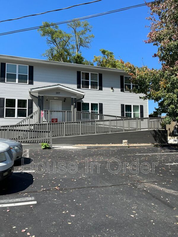 property at 307 8th Ave E