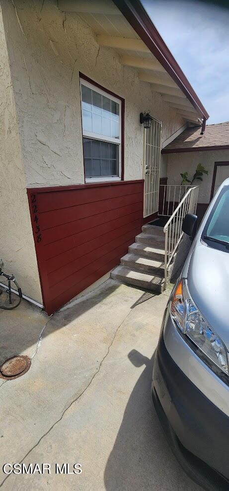 22438 Avenue San Luis in Los Angeles, CA - Foto de edificio - Building Photo