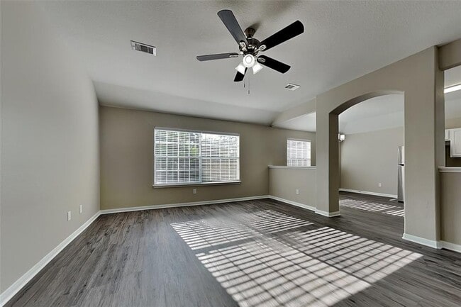 16883 Bob White in Conroe, TX - Building Photo - Building Photo