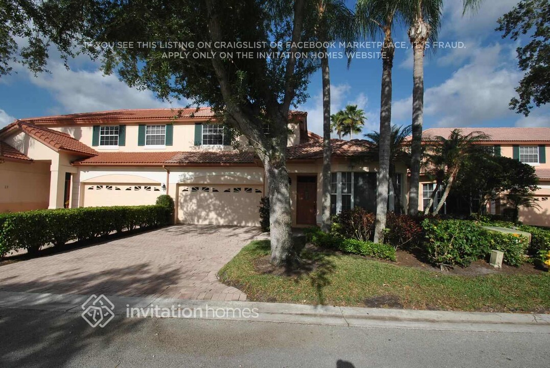 28 Porta Vista Cir in Palm Beach Gardens, FL - Building Photo