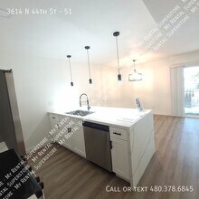 3614 N 44th St in Phoenix, AZ - Building Photo - Building Photo
