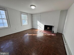 421 Basin St in Princeton, NJ - Building Photo - Building Photo