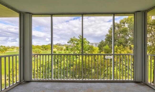 property at 2800 N Palm Aire Dr