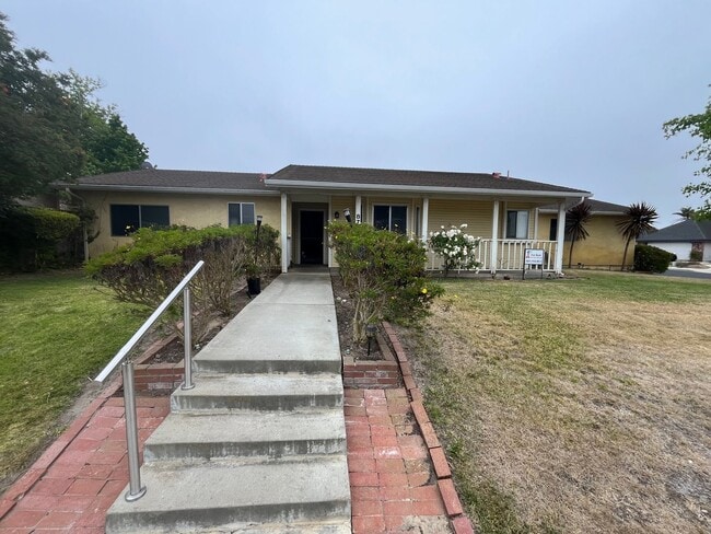 property at 870 Firefox Dr