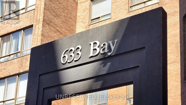 633-1633 Bay St. in Toronto, ON - Building Photo - Building Photo