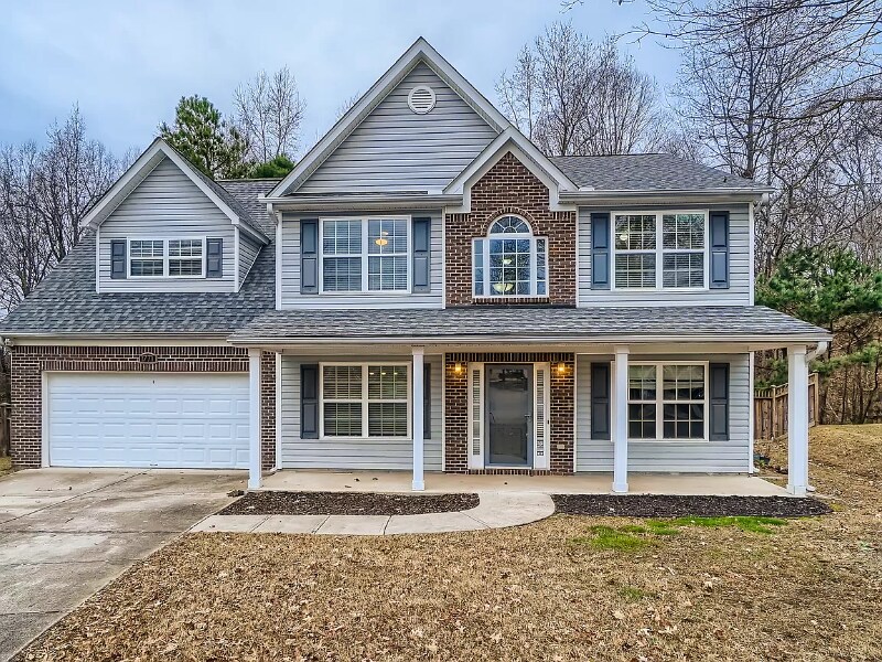 1771 Sydney Mill Ct NE in Buford, GA - Foto de edificio