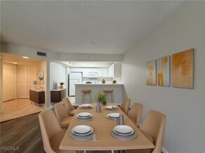 4121 Residence Drive in Ft. Myers, FL - Building Photo - Building Photo