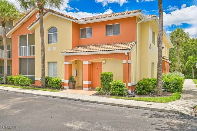 6361 Aragon Way in Ft. Myers, FL - Building Photo - Building Photo