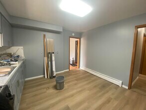 468 Avenue A in Bayonne, NJ - Building Photo - Building Photo