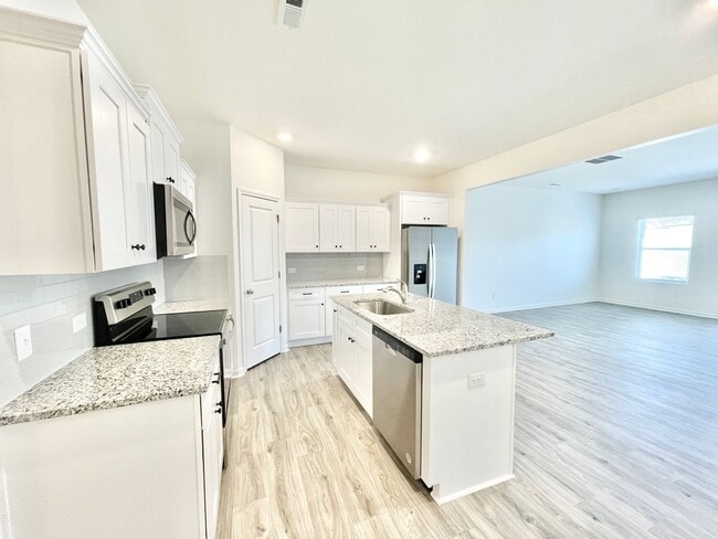 1450 Prickly Pear Dr. in Kannapolis, NC - Building Photo - Building Photo