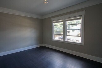 7437 N Saint Louis Ave in Portland, OR - Building Photo - Building Photo