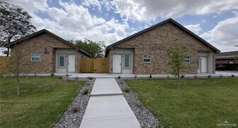 3604 Paola St in Edinburg, TX - Building Photo