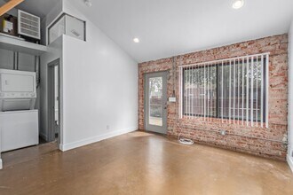 1810 N 16th St in Phoenix, AZ - Foto de edificio - Building Photo