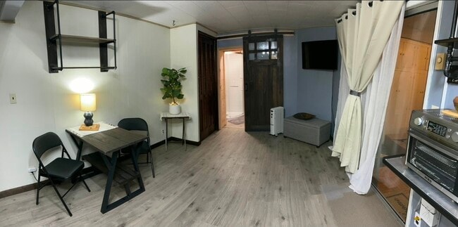 295 N 2nd Ct, Unit 3 in Coos Bay, OR - Building Photo - Building Photo