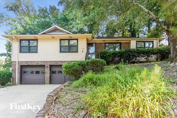 3500 Ridgecrest Dr in Birmingham, AL - Building Photo