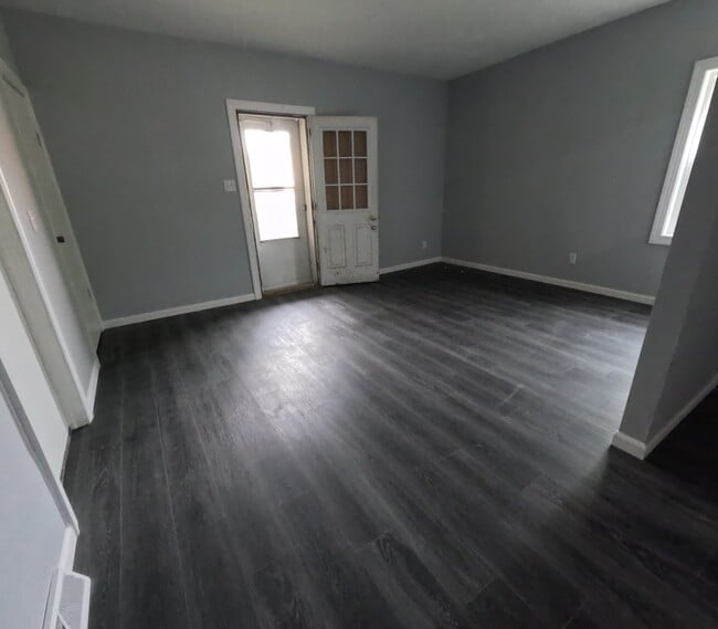 724 E Lawrence St in Mishawaka, IN - Building Photo - Building Photo