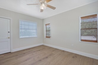 359 Greenbriar Dr in West Palm Beach, FL - Building Photo - Building Photo