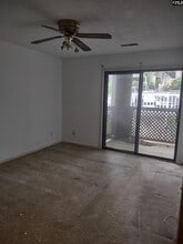 1005 Village Creek Dr in Columbia, SC - Building Photo - Building Photo