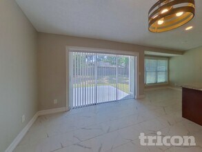 21521 Curlew Ct in Lutz, FL - Foto de edificio - Building Photo