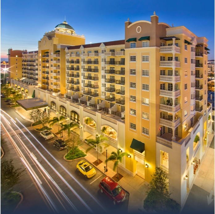 The Palace at Coral Gables in Coral Gables, FL - Foto de edificio