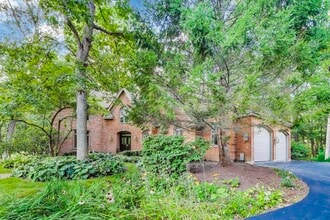 1620 Timber Woods Ln in Libertyville, IL - Building Photo - Building Photo