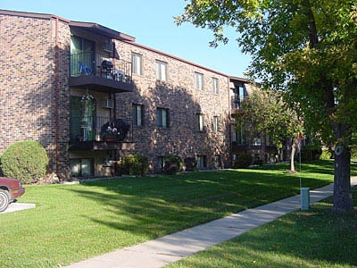 Countryside in Fargo, ND - Building Photo