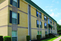 Whisperwood Apartments photo'