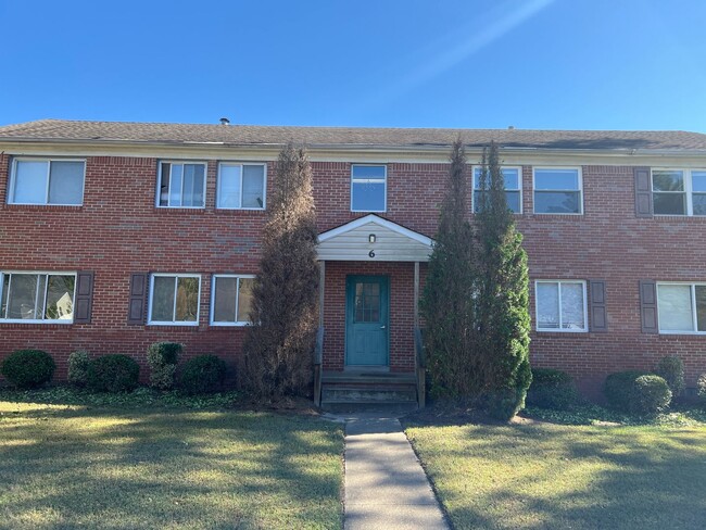property at 6 Pollux Cir E