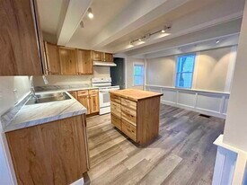 22 Concord St in Concord, NH - Building Photo