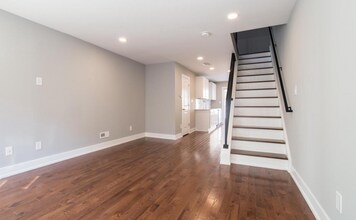 1513 S Woodstock St in Philadelphia, PA - Foto de edificio - Building Photo