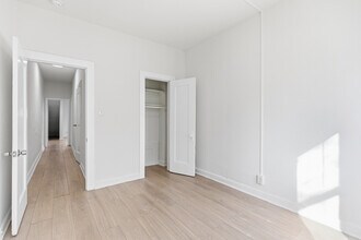 1526 E 52nd St, Unit 1524 E. 52nd Street in Los Angeles, CA - Building Photo - Building Photo