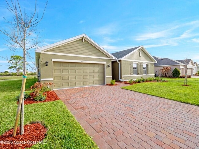 5072 Alabaster Dr in Grant Valkaria, FL - Building Photo - Building Photo