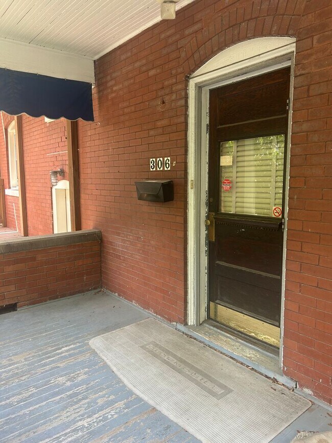 306 S Atherton St-Unit -306-2 S. Atherton Street in State College, PA - Building Photo - Building Photo