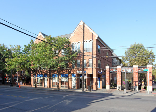 Victorian Gate Condominiums in Columbus, OH - Building Photo - Building Photo