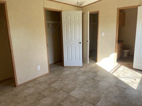 105 Co Rd 230 in Wharton, TX - Building Photo - Building Photo