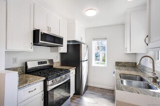 10626 Aderman Ave in San Diego, CA - Building Photo - Building Photo
