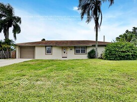 9033 Fashion Pl in Wellington, FL - Building Photo