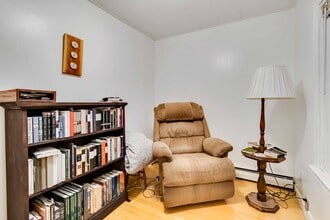 291 Elm St, Unit 1 in Cambridge, MA - Foto de edificio - Building Photo