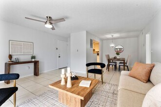 310 Cherokee Ct in Altamonte Springs, FL - Building Photo - Building Photo