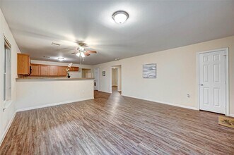 526 14th St in San Leon, TX - Building Photo - Building Photo